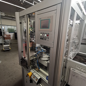 Automatic mounting maschinens